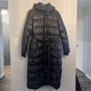 Long puffer jacket with belt tie